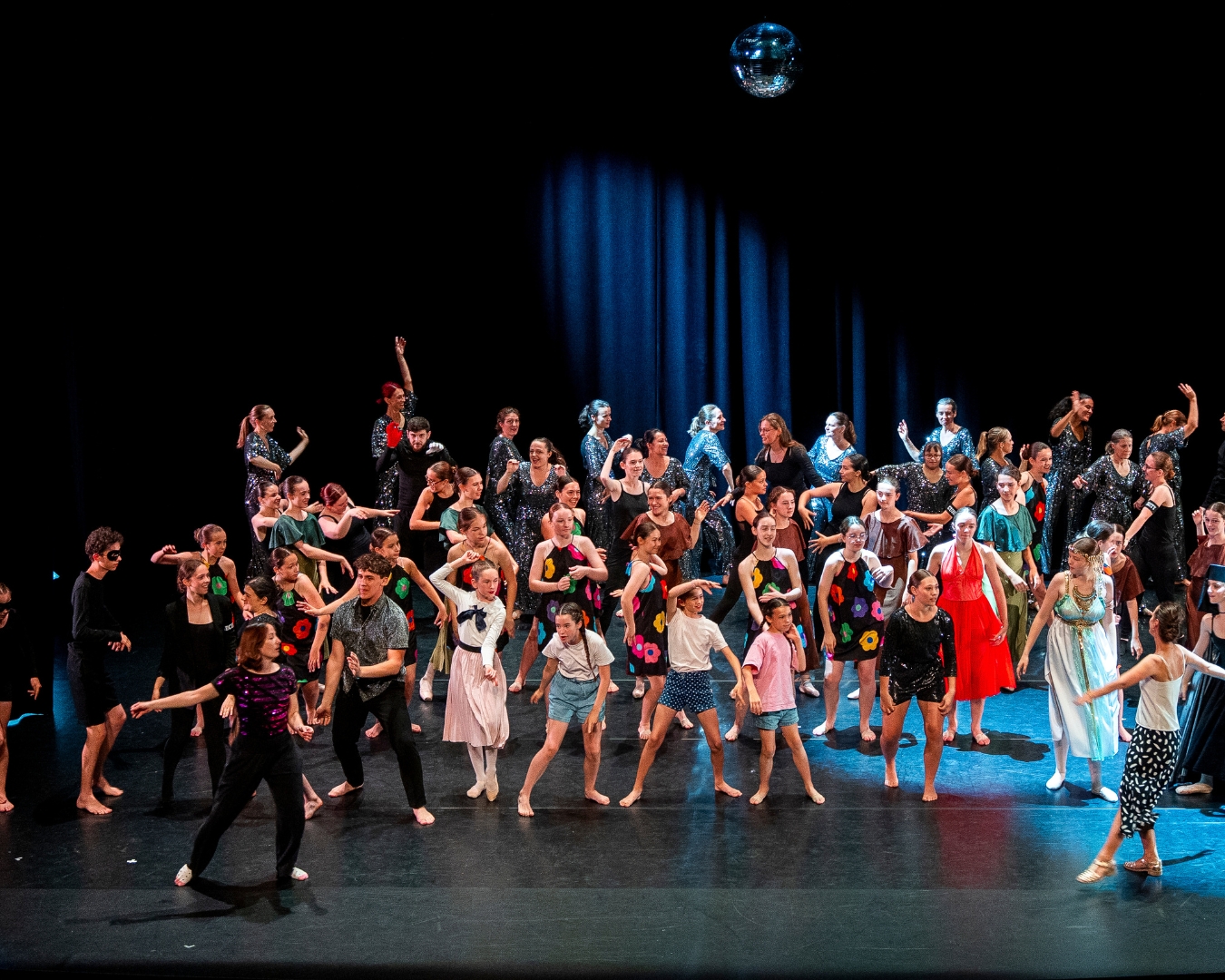 Troupe danse studio fontaine Saumur